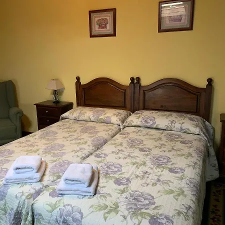 Casa La Huerta Mestas De Con